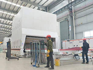 Curved glass furnace